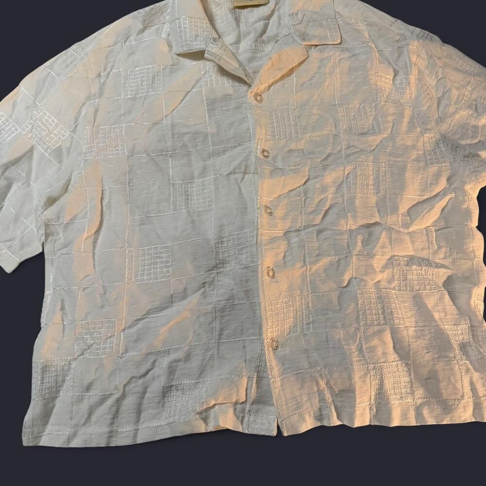 YoungLA Textured White Button-Up (Size M)